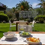 Hotell Casa Dell'arte Of Arts & Leisure Torba