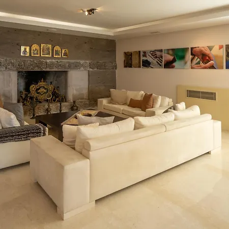 Casa Dell'arte The Torba