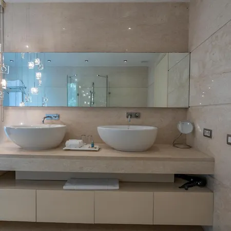 Hotel Casa Dell'arte Of Arts & Leisure Torba