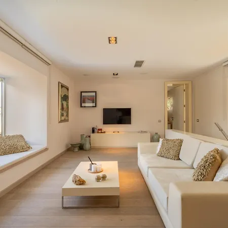 Casa Dell'arte Of Arts & Leisure