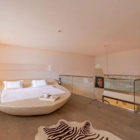 Casa Dell'arte Of Arts & Leisure Hotel