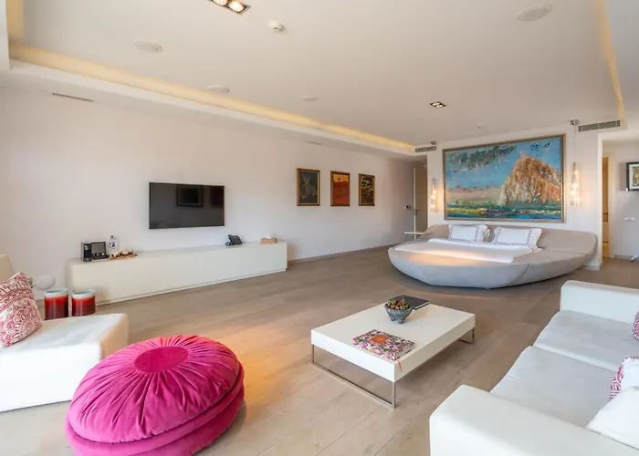 Hotel Casa Dell'arte Of Arts & Leisure