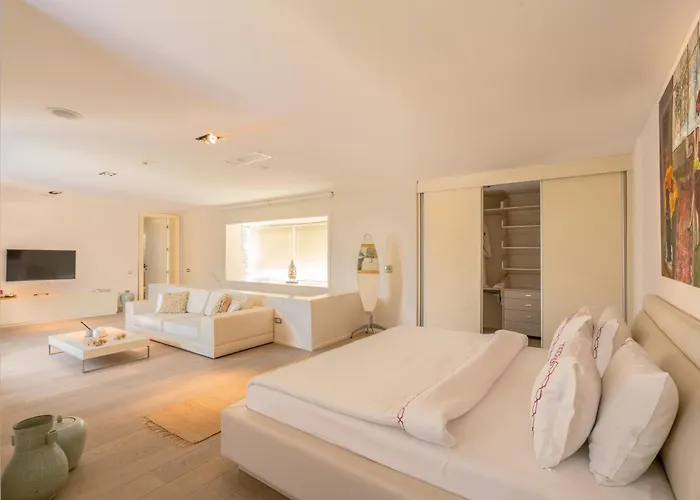 Casa Dell'arte Of Arts & Leisure