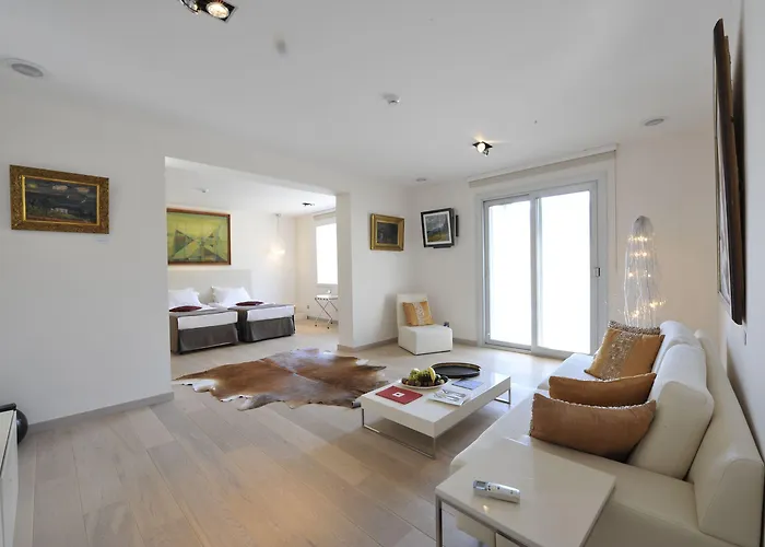 Casa Dell'arte Of Arts & Leisure