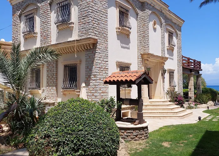 Casa Dell'arte Of Arts & Leisure Hotel 5*